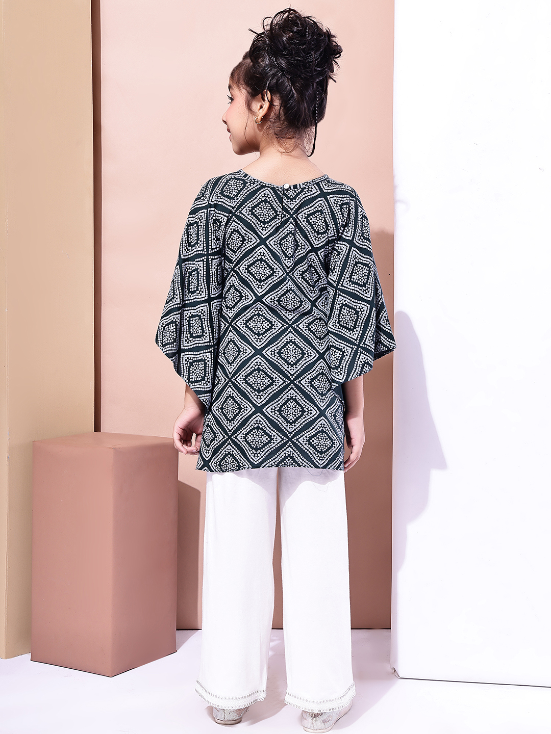 Girls Green Bandhani Cotton Kaftan Top with Lace Belt & Ecru Jersey Pants – Ethnic Co-ord Set for Girls - Image 2