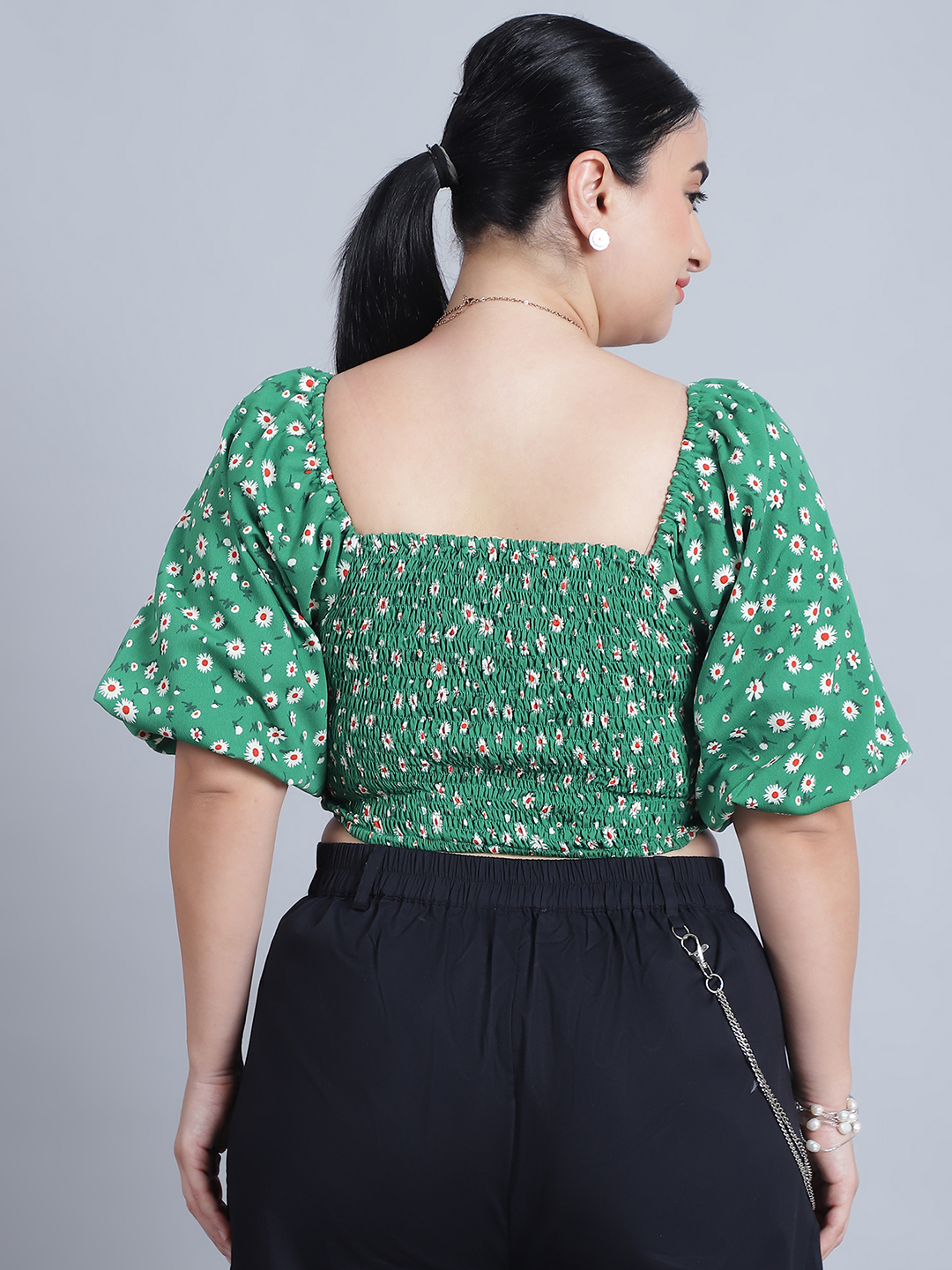 BaawRi Women's V-Neck, Half Sleeves & Front Tie-Knot Green Printed Regular Top - Image 4