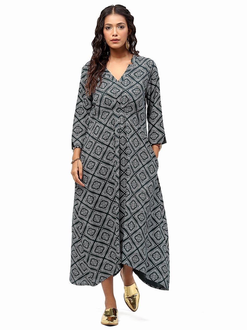 BaawRi Women's Green Bandhani Printed Dress