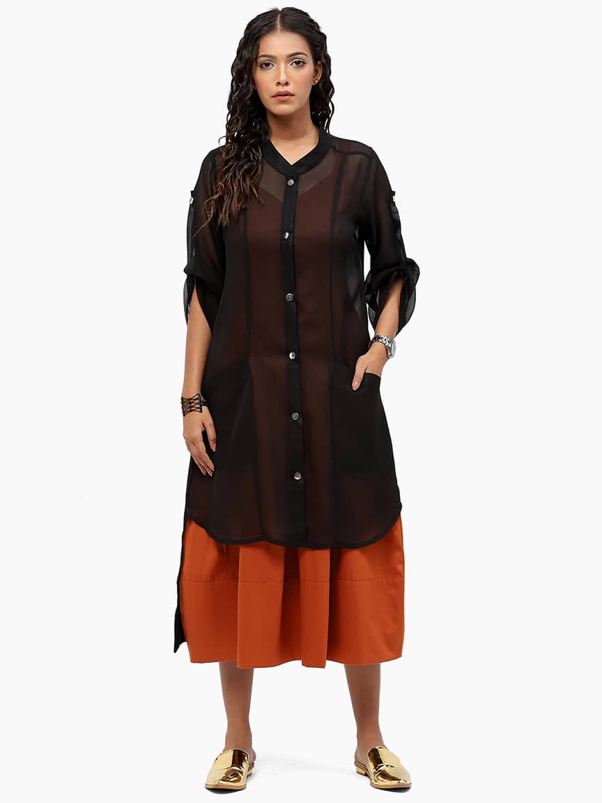 BaawRi Women's Black Solid Color Mandrian Collar Shrug