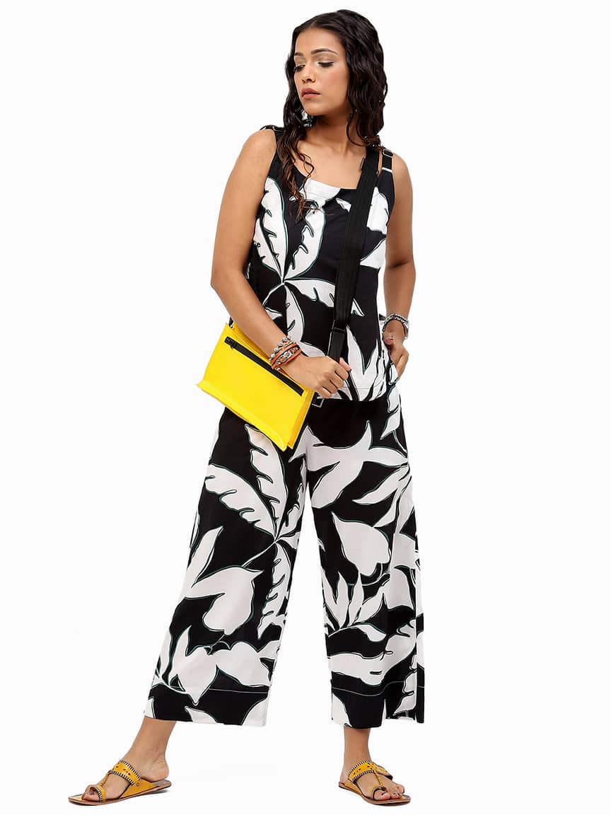 BaawRi Women's Black & White Printed Cotton Trouser