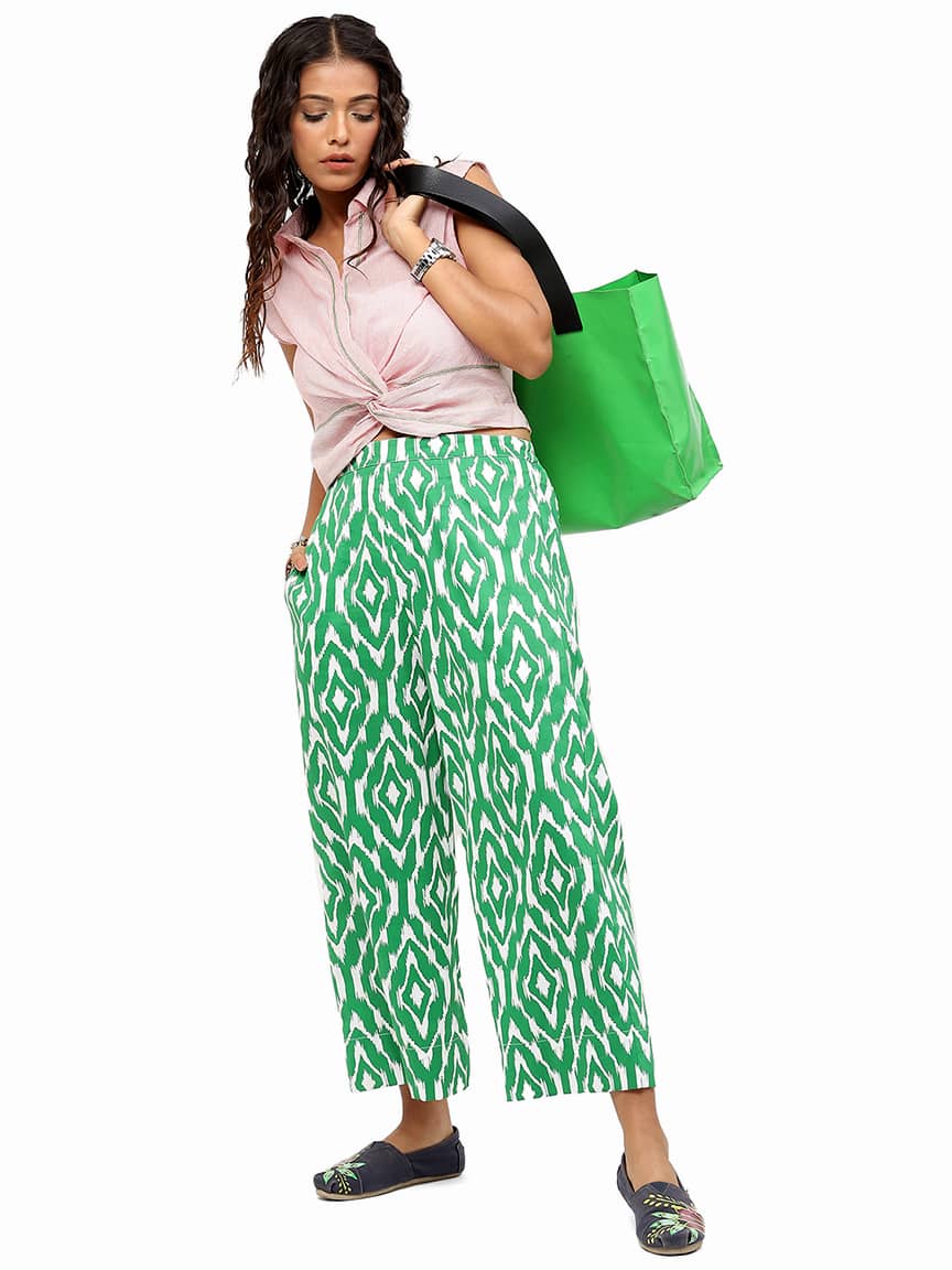BaawRi Women's Green Printed Cotton Trouser