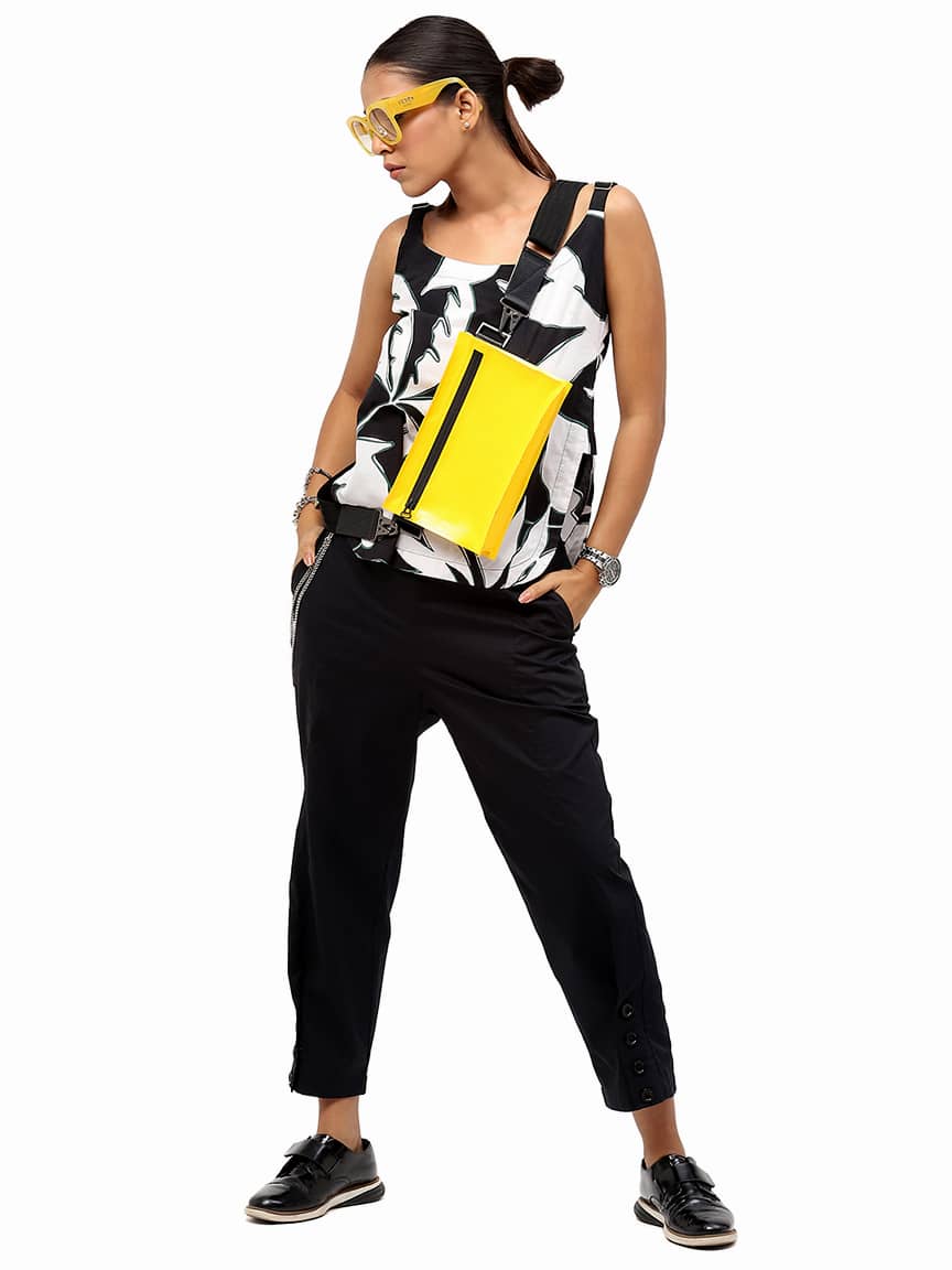 BaawRi Women's Black & White Floral Print Cotton Woven Top