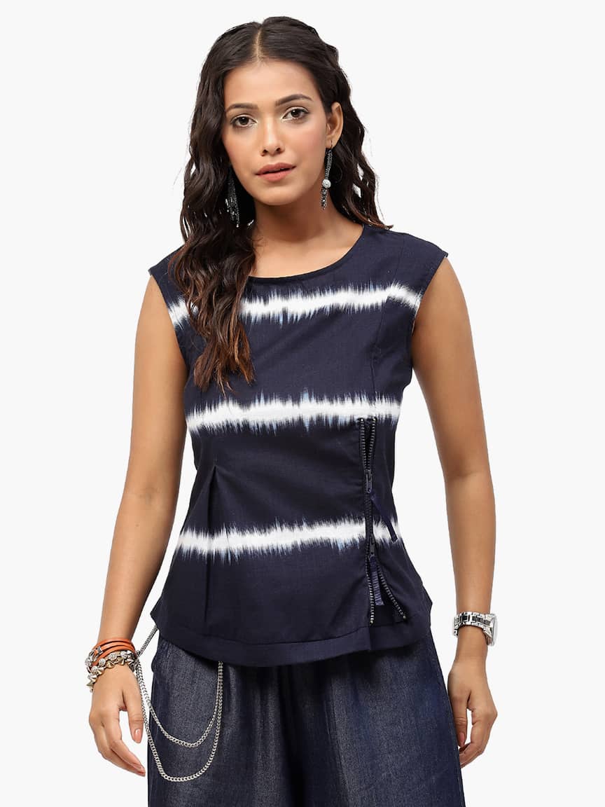 Alternative view of BaawRi Women's Blue & White Printed Cotton Top