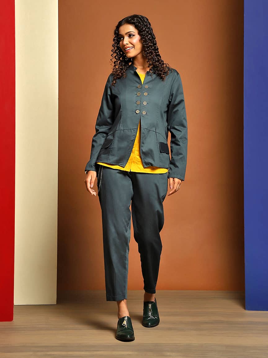 Elegant Stand Collar Jacket Set in Cotton Satin