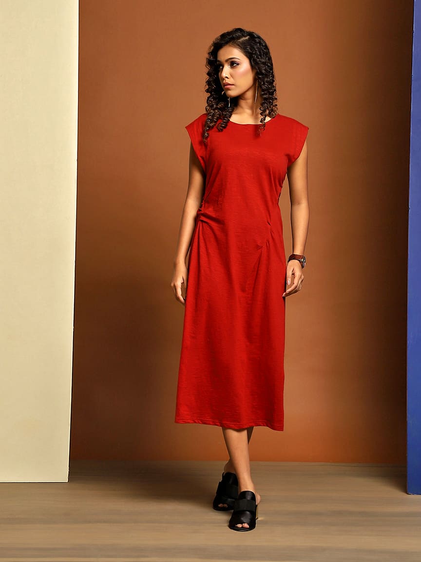 Mid-Length Dress in Slub Jersey – A Fusion of Style and Comfort