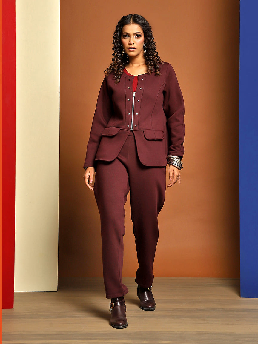 Chic Collarless Jacket in Soft Fleece Fabric