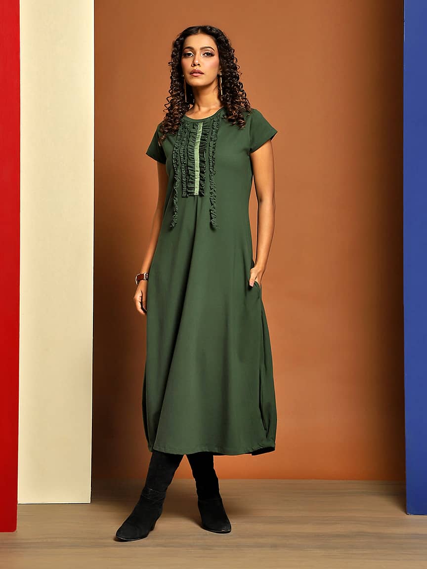 Chic Midi-Length Lycra Jersey Dress with Raw Cut Ruffles and Ribbon Detailing