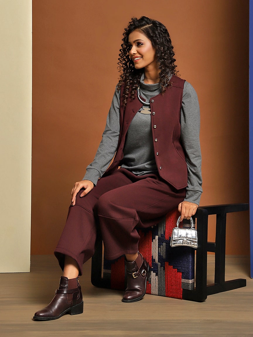 Turtleneck Jersey with Full Sleeves – Effortless Style in Every Wear