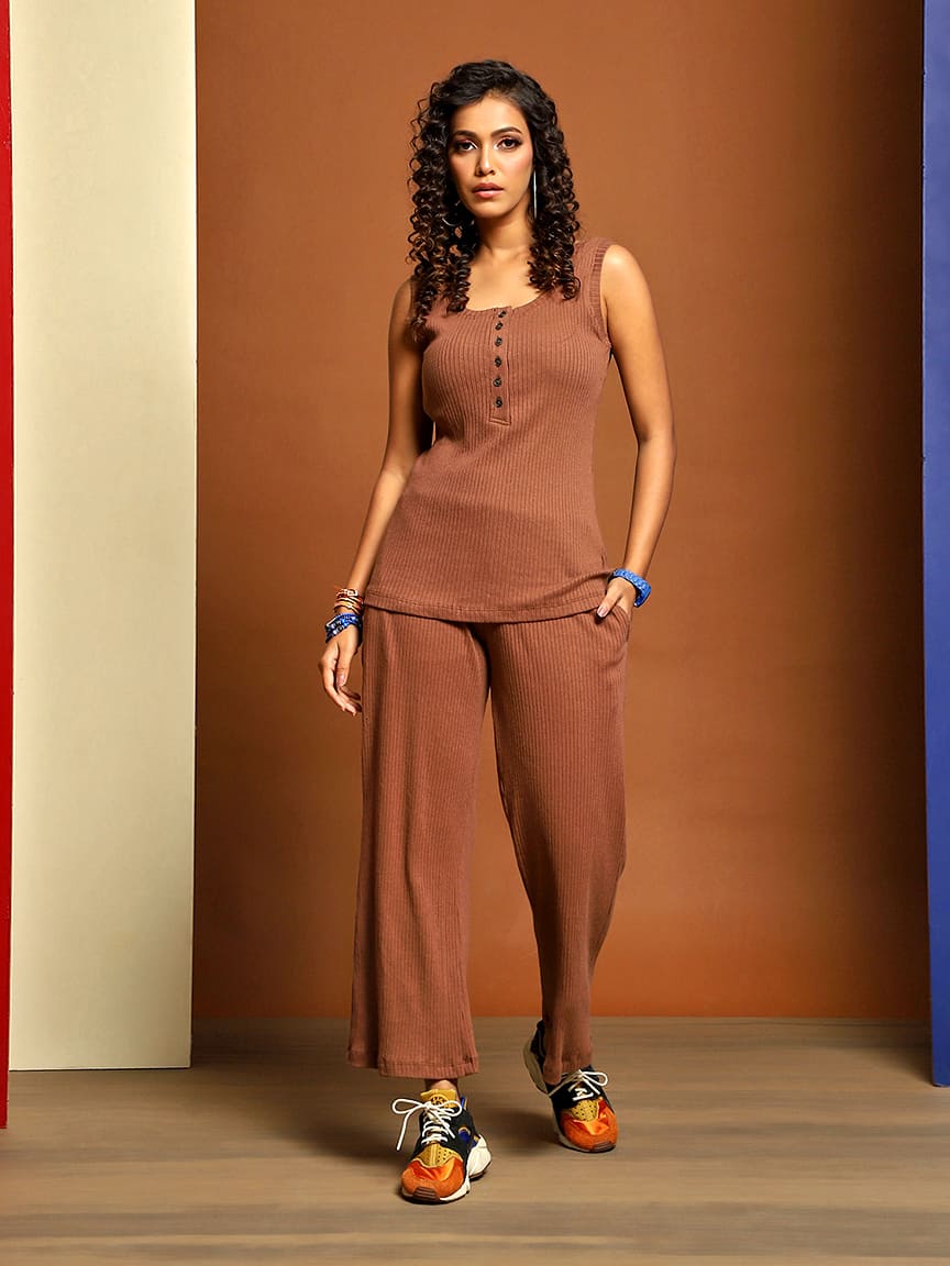 Sleeveless Ribbed Pajama Set – Effortless Comfort with Stylish Details