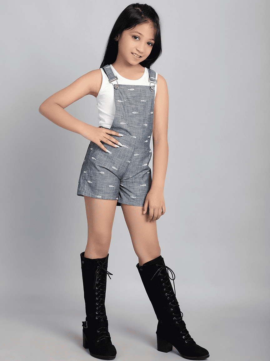 Baawri Girl Denim Fish Print Dungaree and Tee 2 pcs Set - Image 4
