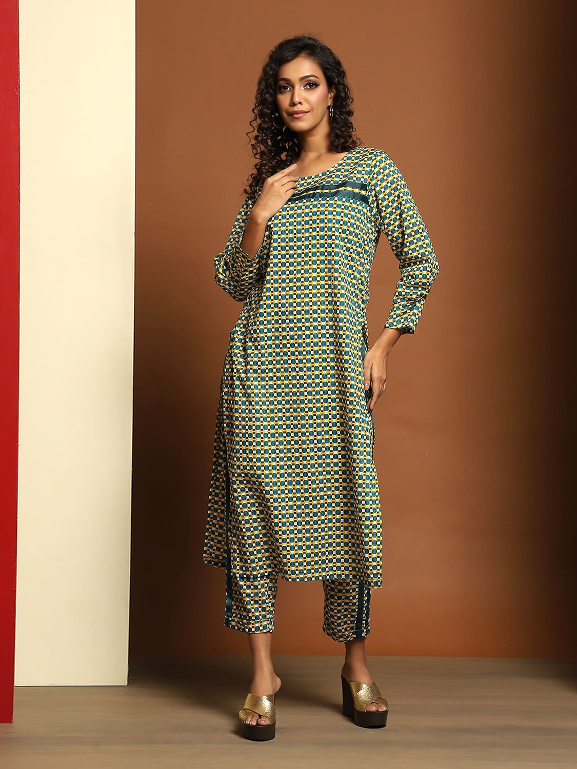 Etric Design Printed Kurta Set – Elevate Your Style with Contemporary Charm