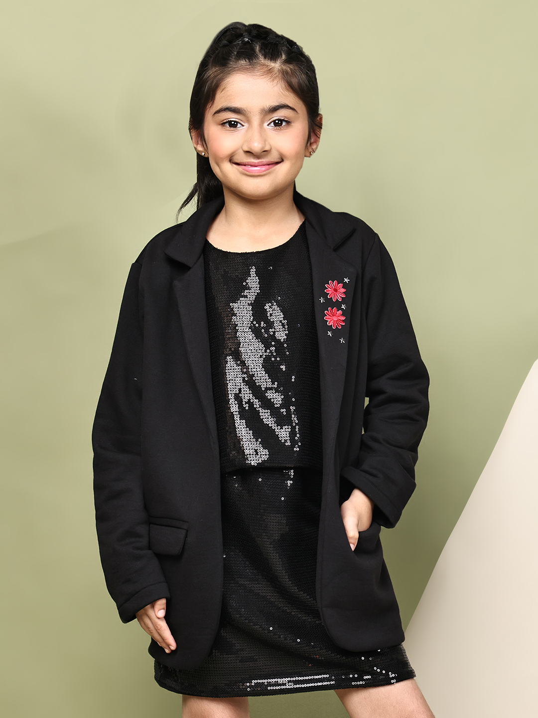 Girls Black Fleece Coat – Soft Winter Jacket with Floral & Star Detailing on Lapel | Warm Stylish Coat with Pockets for Kids