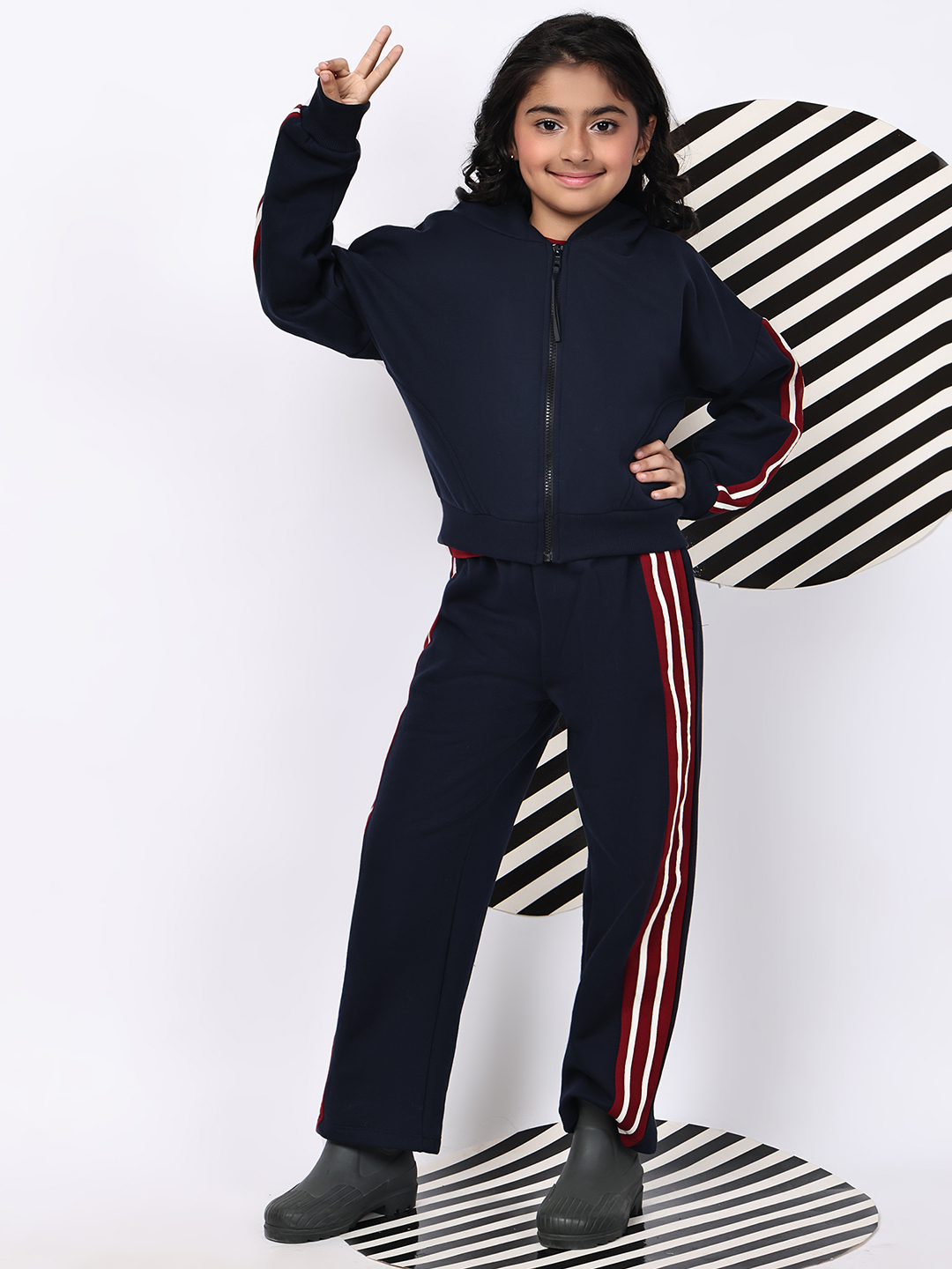 BaawRi Girls’ Navy Fleece Jacket Set | Zip-Up Jacket with Sleeve Tape Detailing & Pockets | Matching Pants with Side Stripes | Winter Casual Tracksuit Outfit